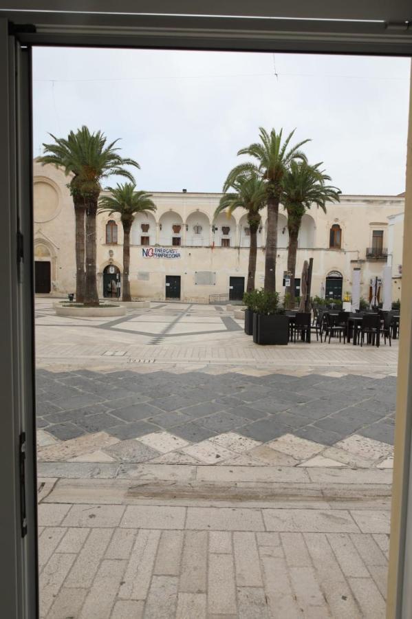 La Maison Piazza Del Popolo Manfredonia Exterior photo